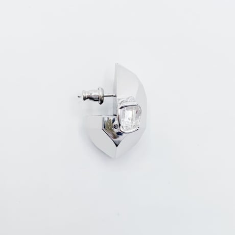 Crystal world pierce  02