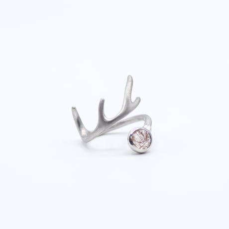 Deer ring L rutile quartz