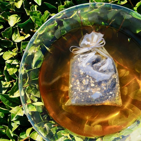 飲める素材だけで作った入浴茶「ほっこり茶の湯-ゆったり」