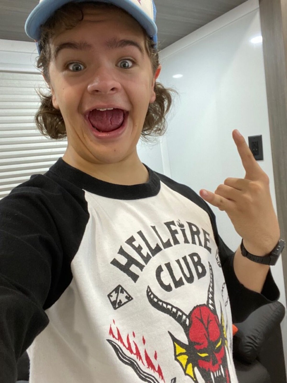 ST4/ HELLFIRE CLUB ラグラン | SWINGTOYS