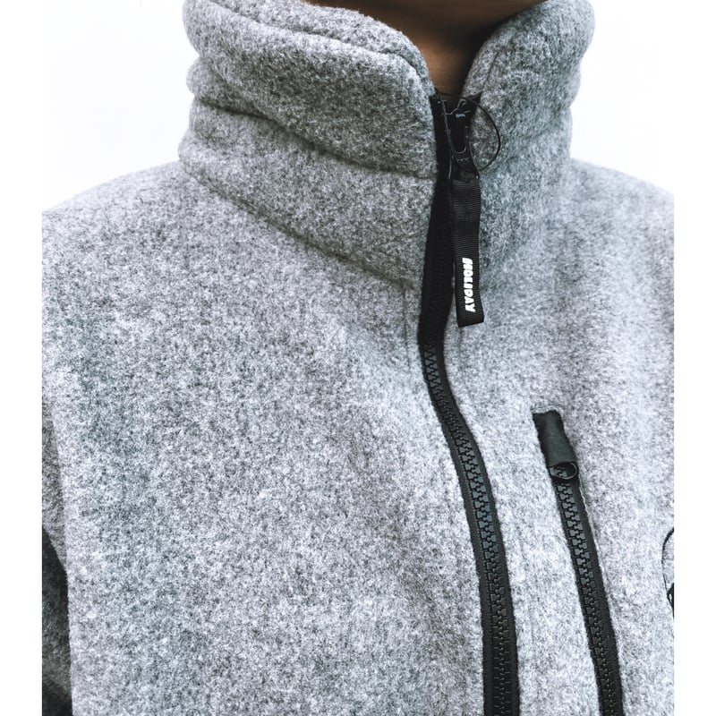 HOLIDAY「CLASSIC FLEECE ANORAK DRESS」gray. | gou