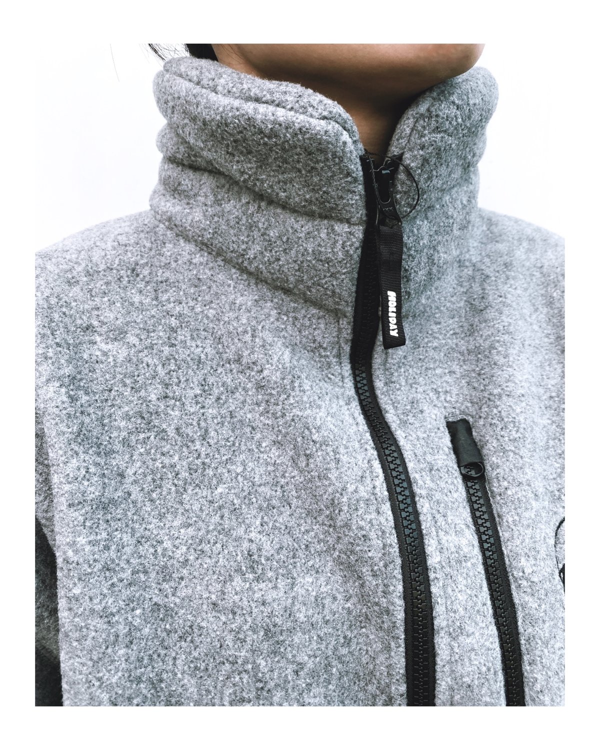 HOLIDAY「CLASSIC FLEECE ANORAK DRESS」gray. | gou