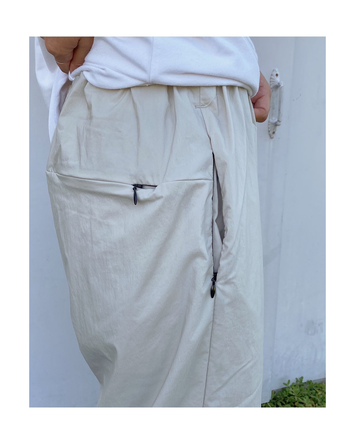 PHINGERIN 「STRETCHY PANTS FLASH」ivory.