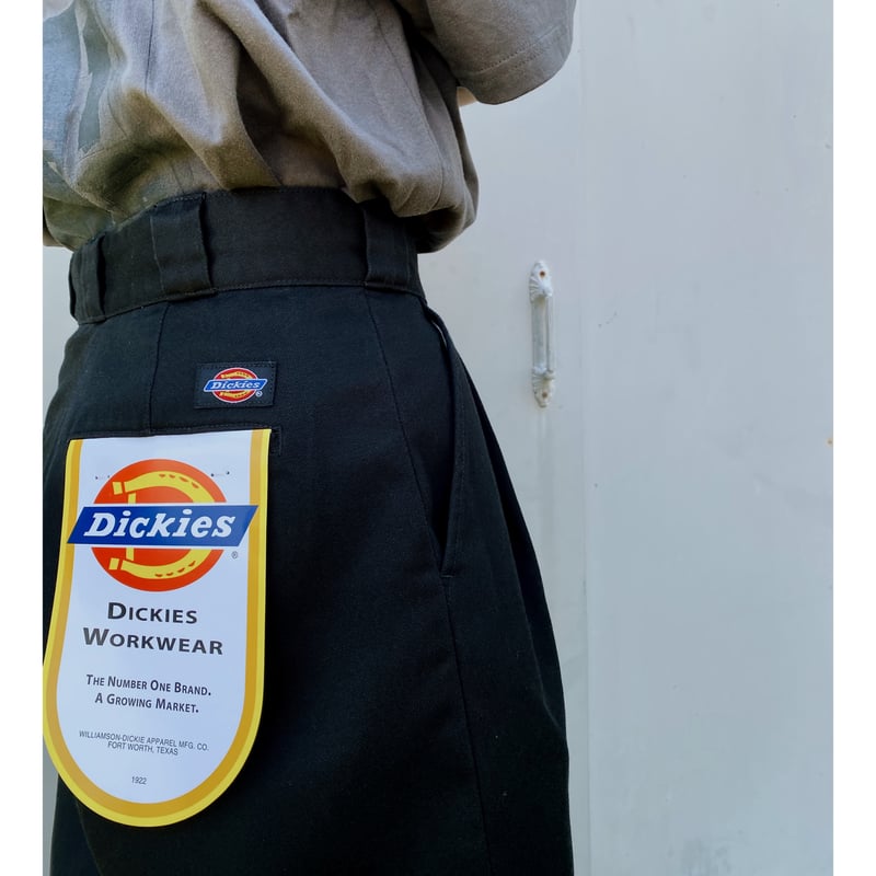 パンツ HOLIDAY DICKIES 2TUCK PANTS HOLIDAY「DICKIES 2TUCK PANTS」gray. | gouter le c