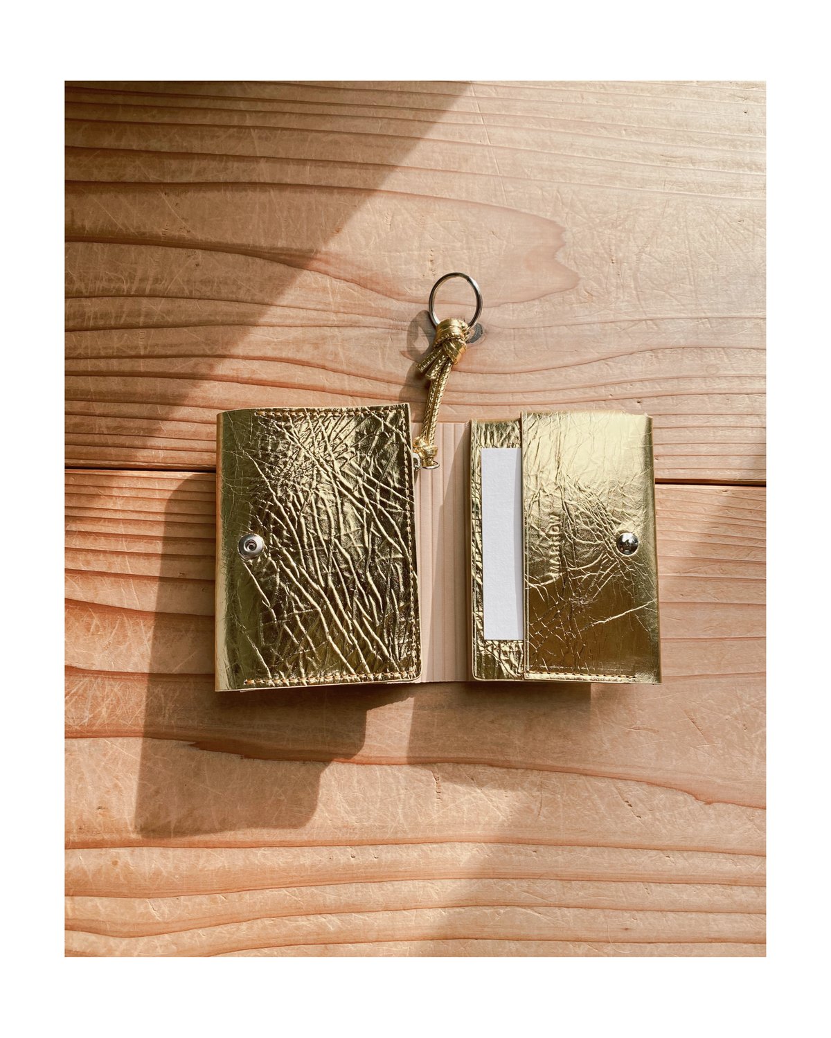 新品　タグ付き　MARROW　マロウ　ゴールド　COMPACT WALLET MARROW「COMPACT WALLET」gold. | gouter le cabinet