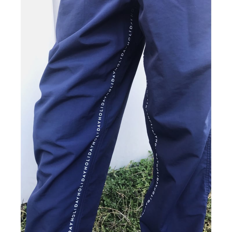ホリデイ　holiday トラックパンツ HOLIDAY（ホリデイ）の「TRACK PANTS (Holiday) トラックパンツ