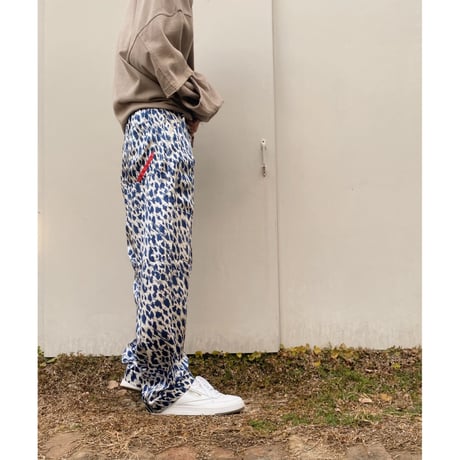 PHINGERIN「NIGHT PANTS SILK LEO WHITE」