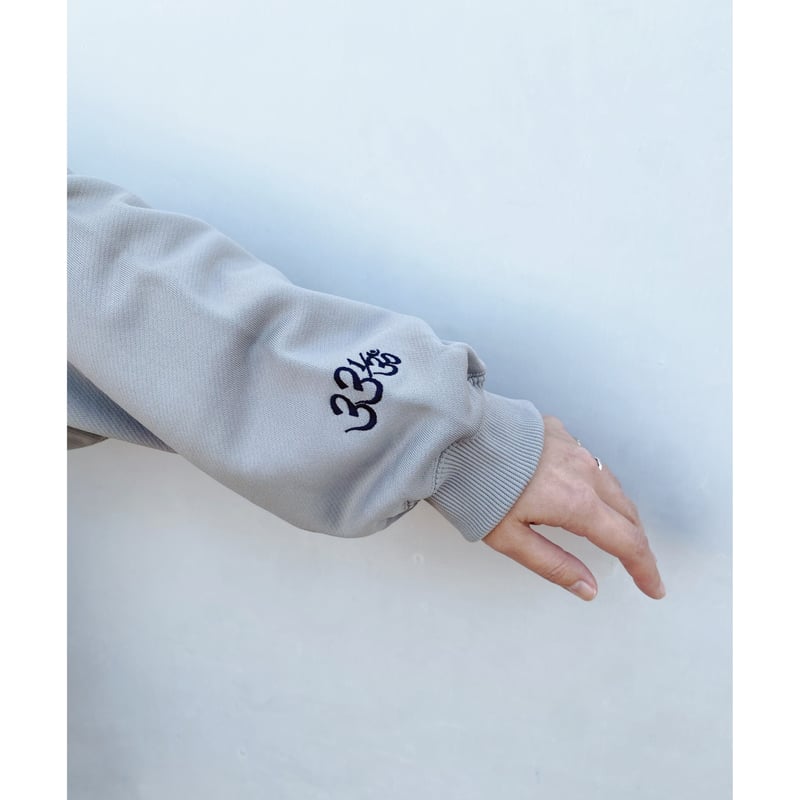 BLACK WEIRDOS「Crewneck Sweatshirt」charcoal. | g BLACK WEIRDOS「Crewneck Sweatshirt」charcoal. | g