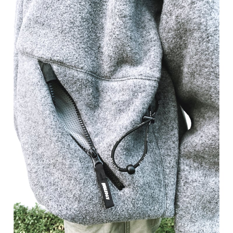 HOLIDAY「CLASSIC FLEECE ANORAK DRESS」gray. | gou