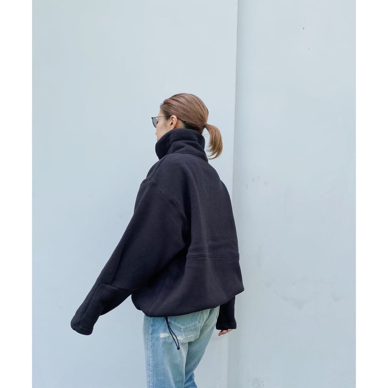 HOLIDAY「THERMAL PRO FLEECE ZIP UP JACKET」black.