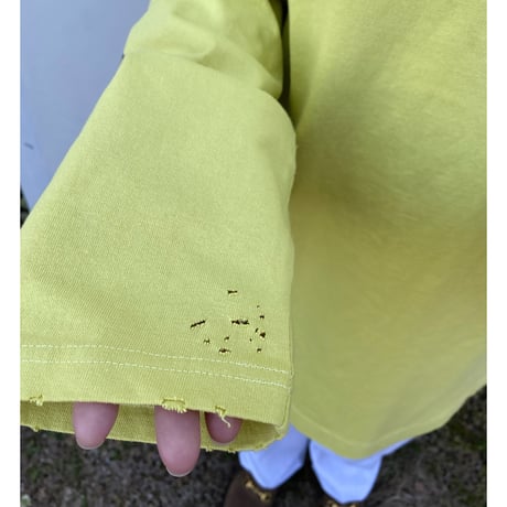 HOLIDAY「SUPER FINE DAMAGE L/S T-SHIRT(FRENDRY HOLIDAY)」yellow.