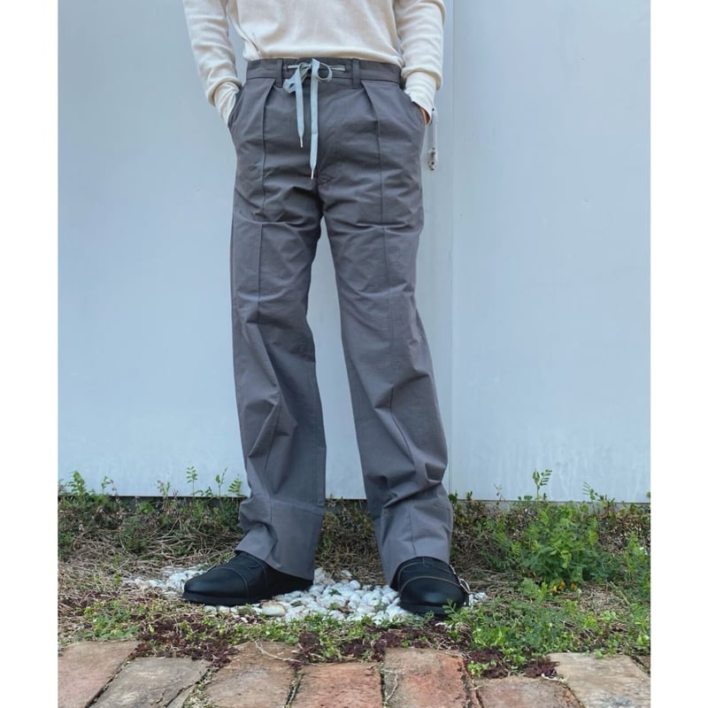 ETHOS「PIN TUCK TROUSERS 」charcoal. | gouter le