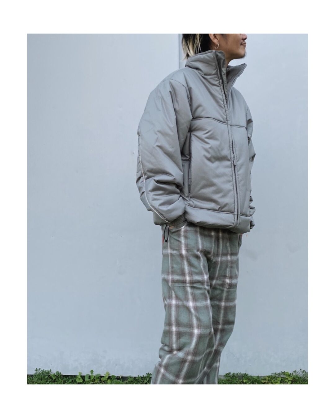 comfortable reason「Minimal Puff Jacket」grey. |