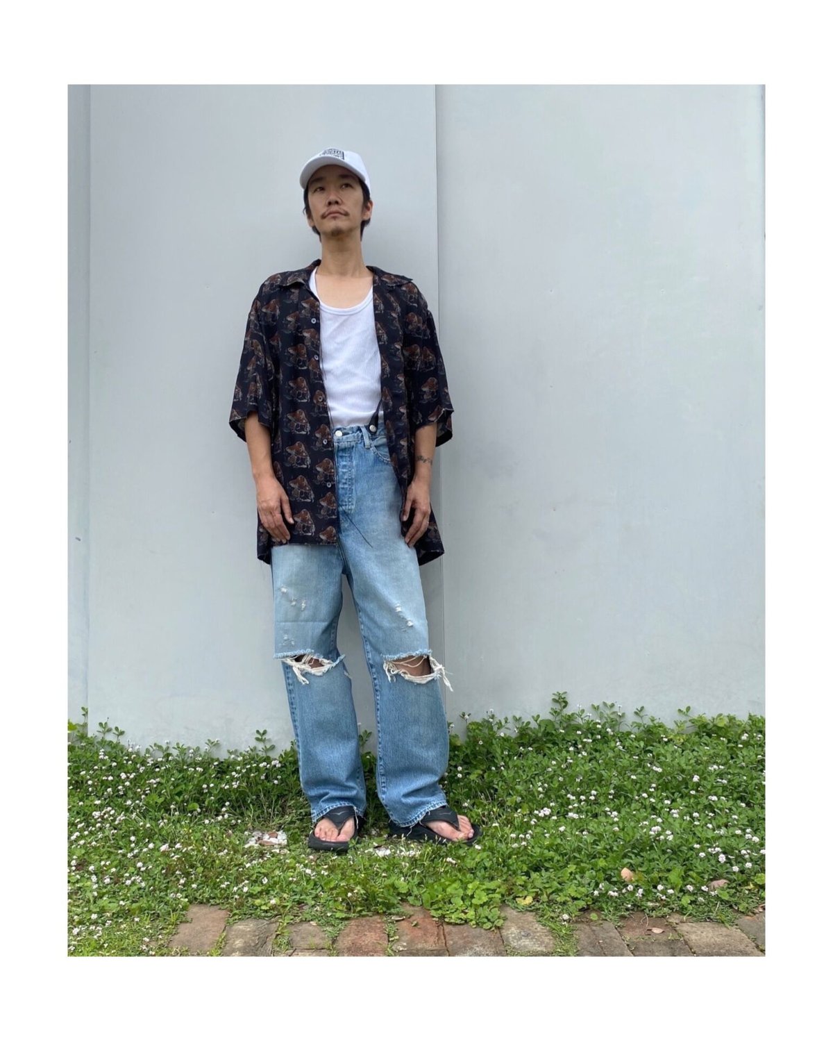 ホリデイ　ブラックダメージデニム　サスペンダー付き　32サイズ DAMAGE DENIM SUSPENDER PANTS（BLACK）｜HOLIDAY（ホリデイ）OFFICIAL