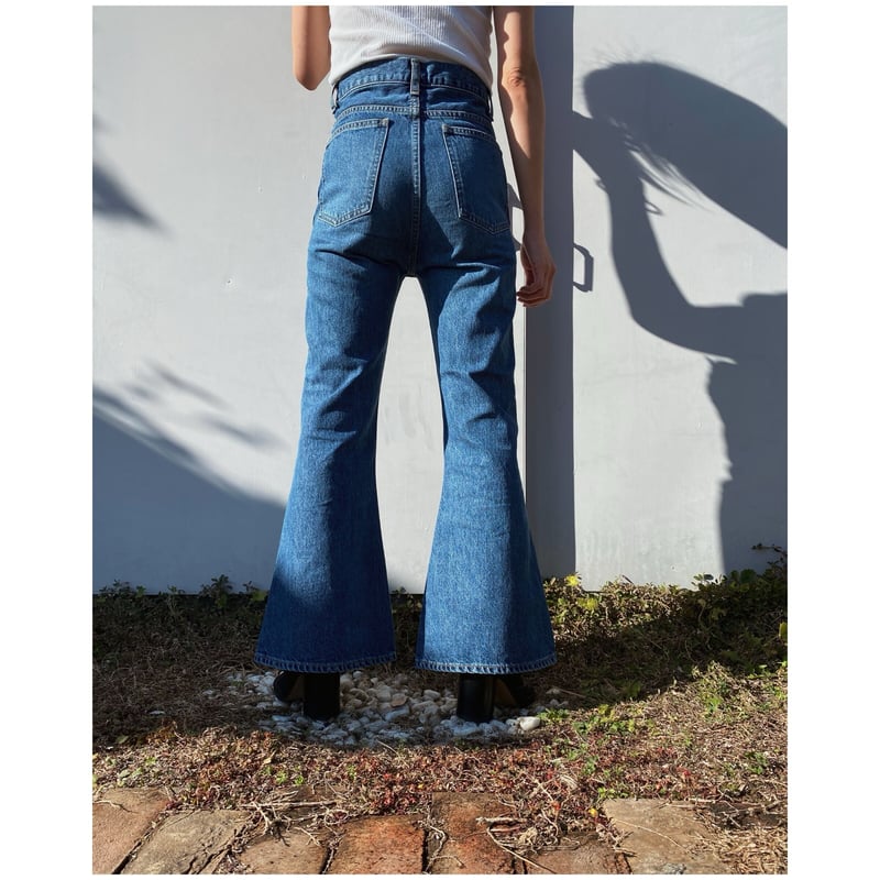 HOLIDAY「HIGH WAIST BELL-BOTTOM DENIM PANTS」indi