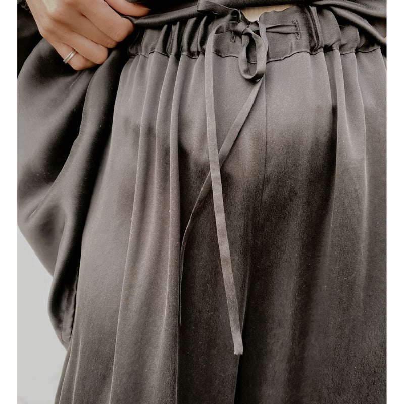 ERiKOKATORi「fringe silk pants」black. | gouter l