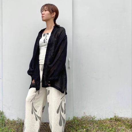 ERiKOKATORi「linen gawze shirts」black.