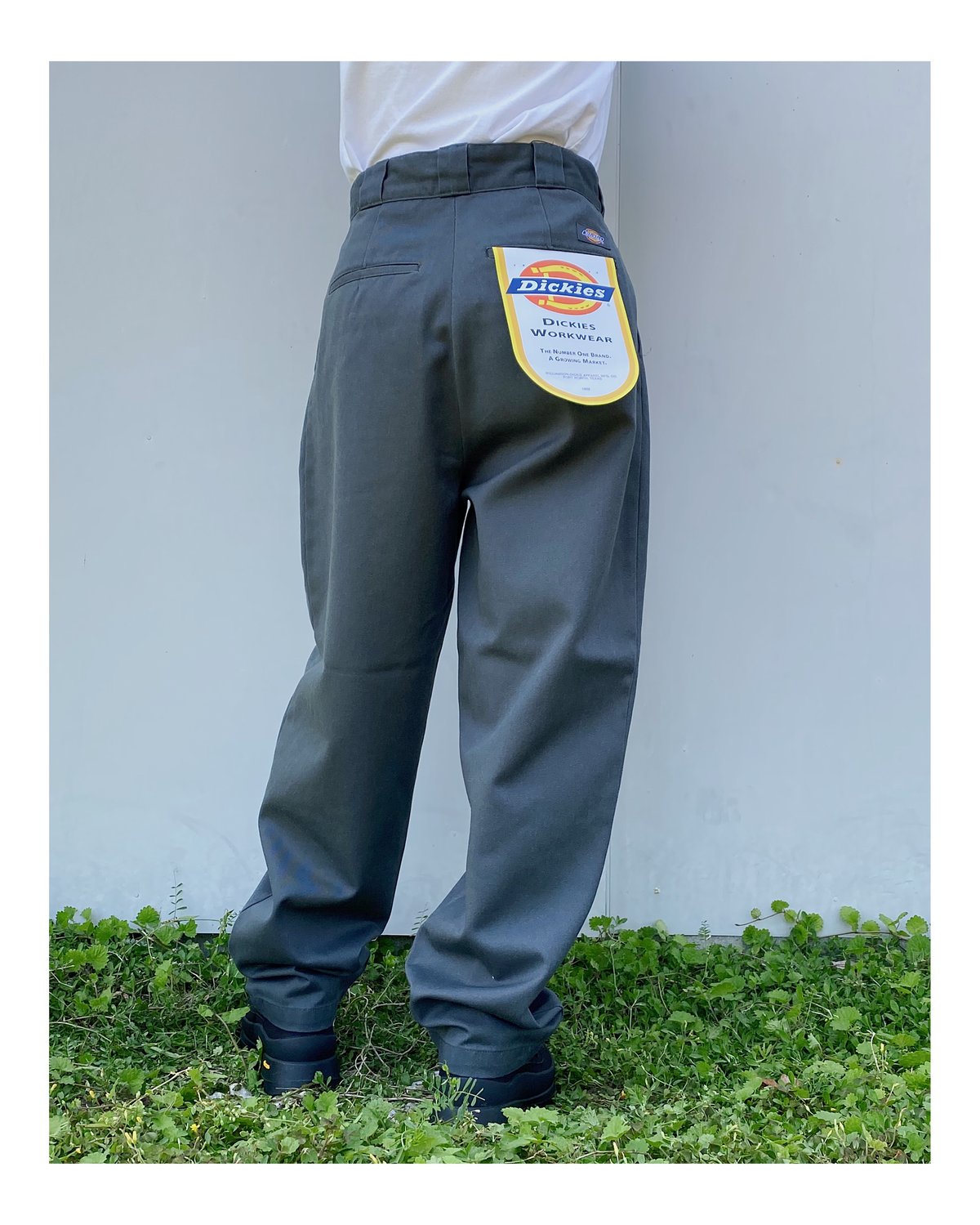 HOLIDAY「DICKIES 2TUCK PANTS」gray. | gouter le c HOLIDAY「DICKIES 2TUCK PANTS」gray. | gouter le c