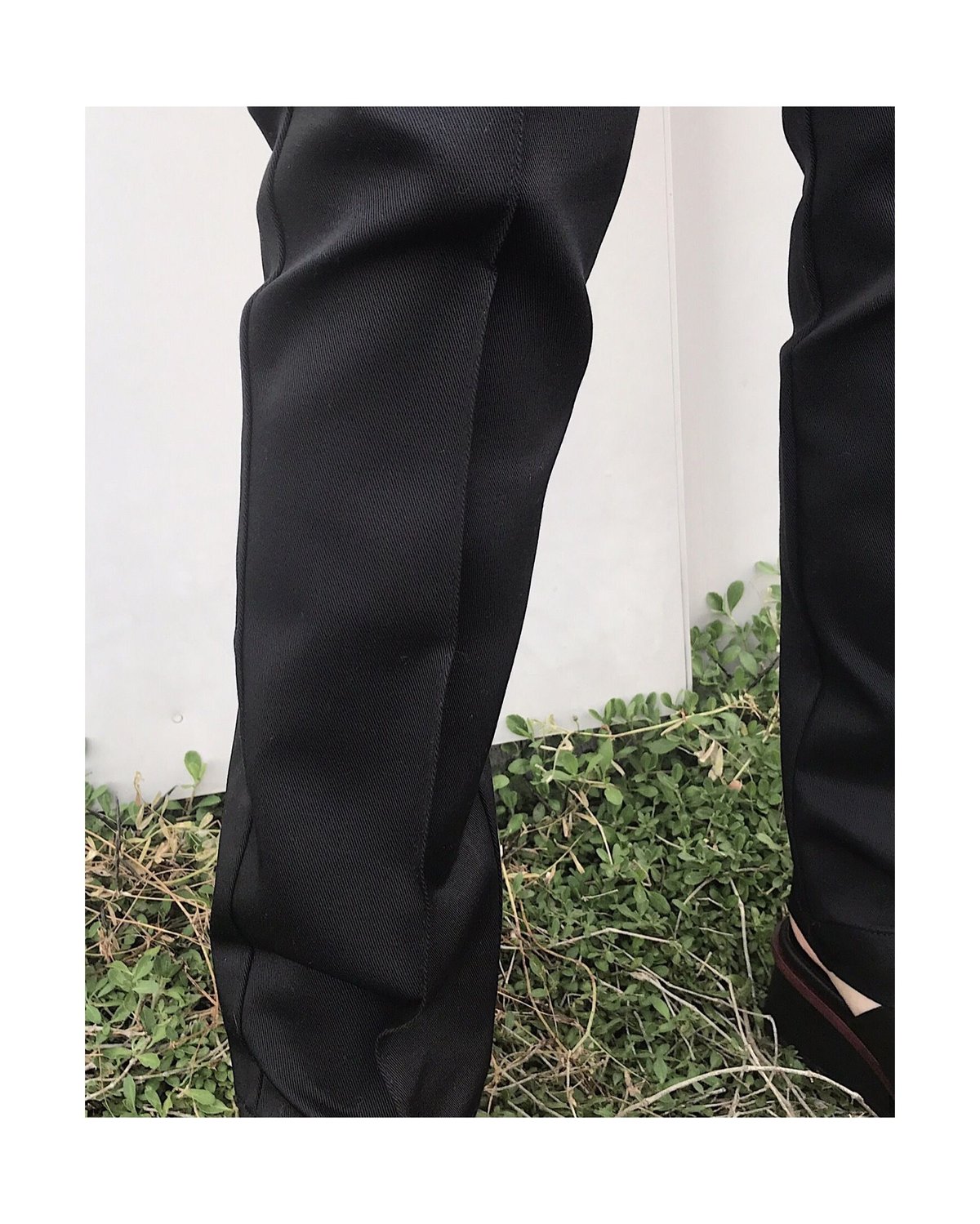 【新品未使用】HOLIDAY DICKIES PIN TUCK PANTS fit=scale-down,w=1200