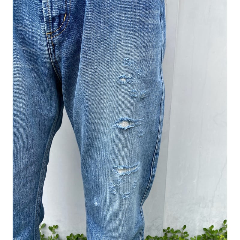 HOLIDAY「DAMAGE DENIM HIGH WAIST BELTED FLARE PA