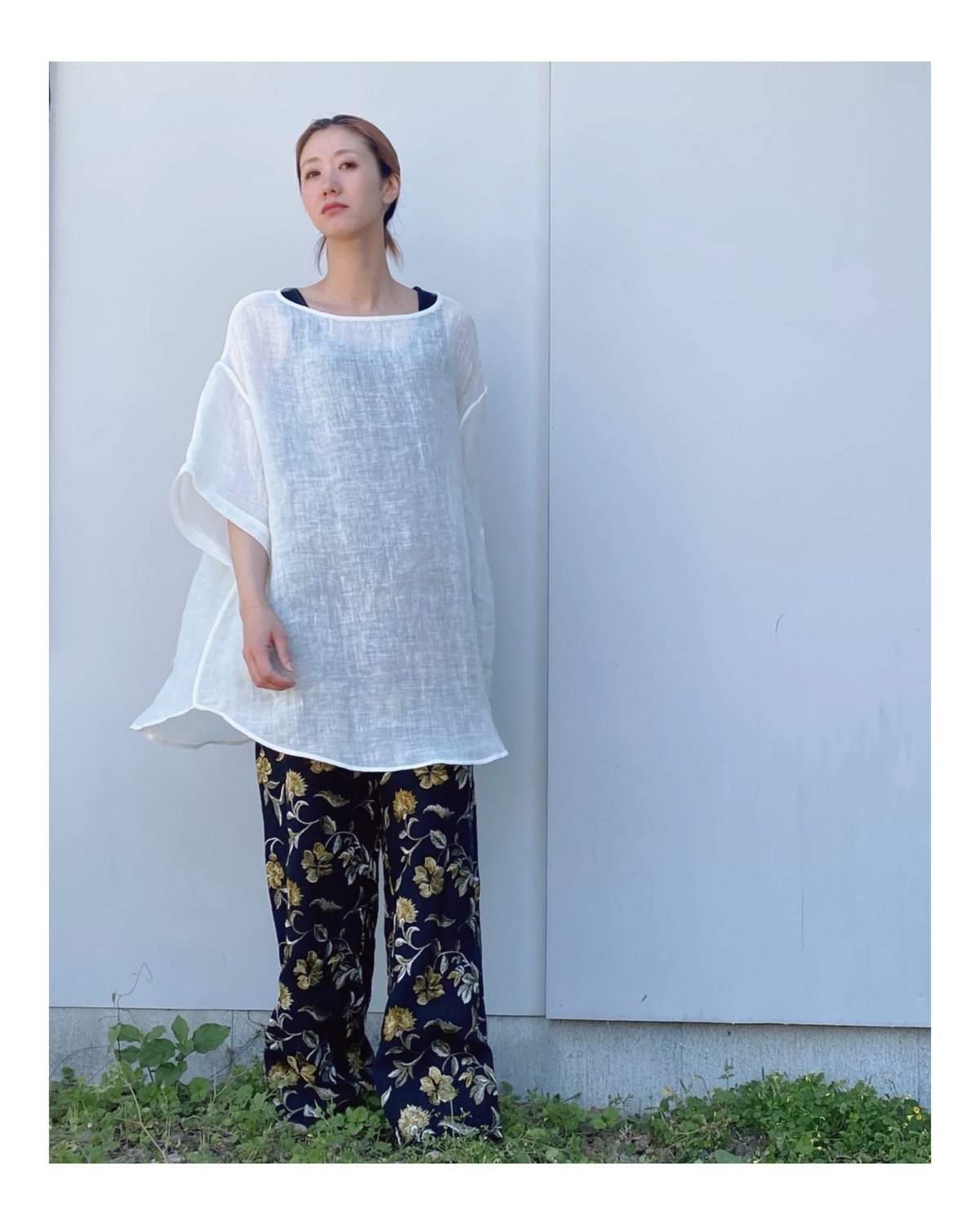 ERiKOKATORi「linen gawze T-shirt」white. | gouter ERiKOKATORi「linen gawze T-shirt」white. | gouter