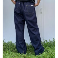 COMFORTABLE REASON「Reactive Dyed Denim」indigo.