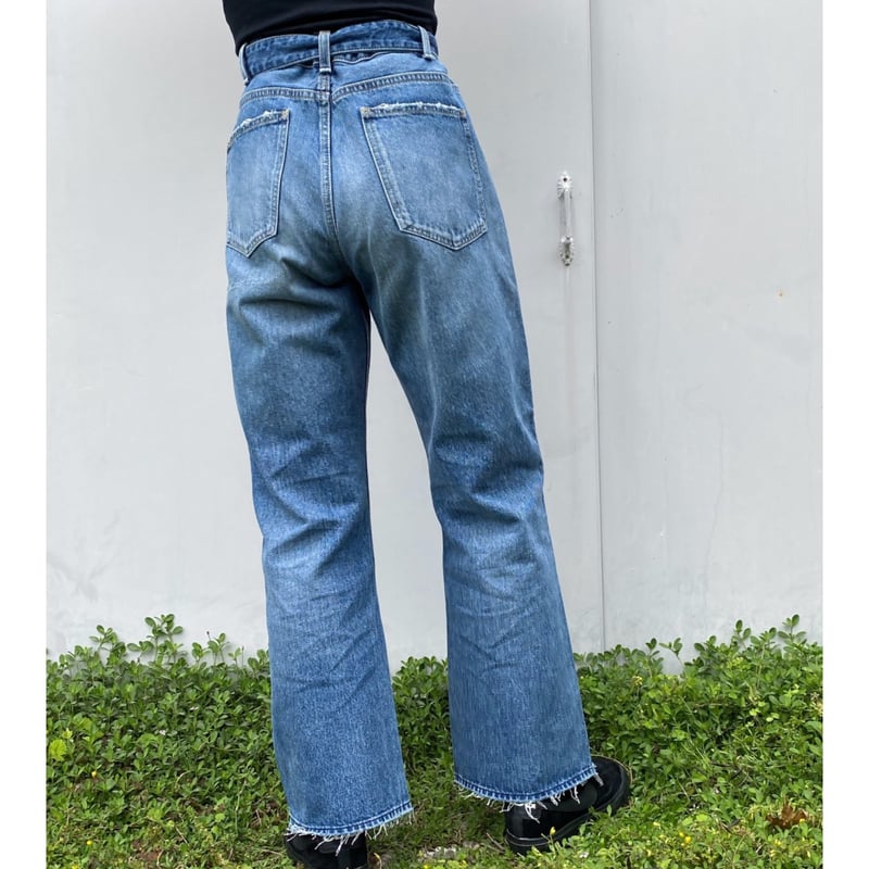 HOLIDAY「DAMAGE DENIM HIGH WAIST BELTED FLARE PA