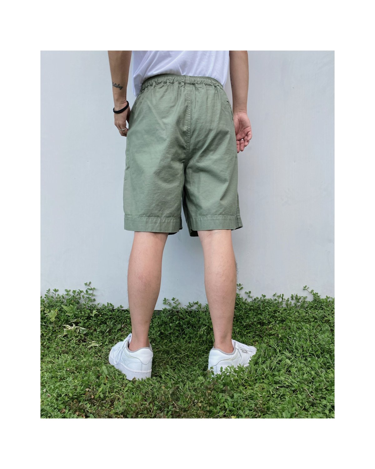 パンツ COMFORTABLE REASON Safari Shorts olive fit=scale-down,w=1200