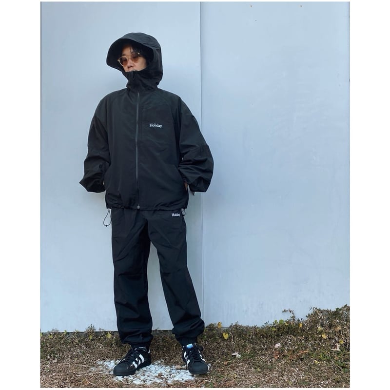 HOLIDAY「WIND JACKET（Holiday）」black. | gouter le