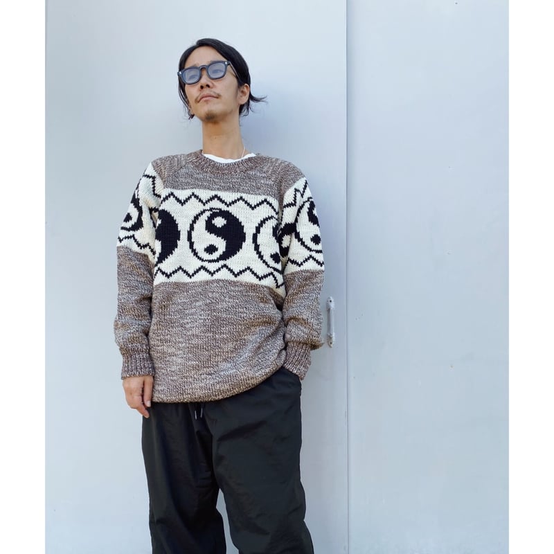 BLACK WEIRDOS「Yin-Yang Sweater 」 | gouter le ca BLACK WEIRDOS「Yin-Yang Sweater 」 | gouter le ca