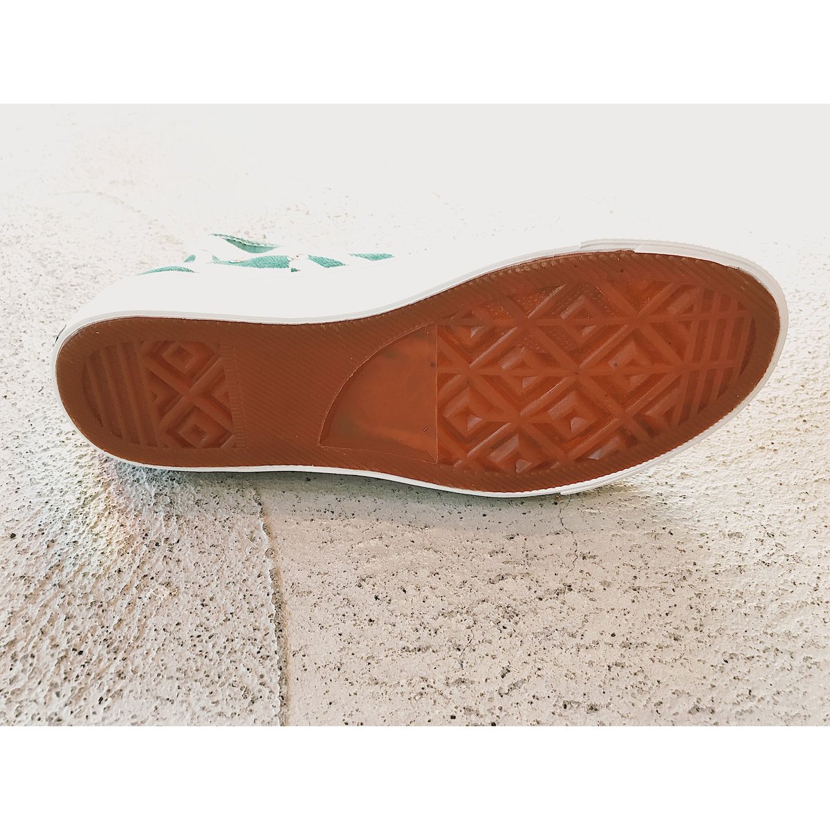 Black Weirdos 「Crazy Zebra Sneake - Hi」 | goute