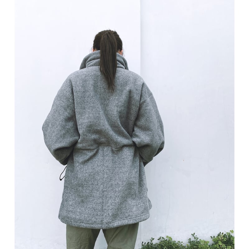 ワンピース HOLIDAY CLASSIC FLEECE ANORAK DRESS HOLIDAY「CLASSIC FLEECE ANORAK DRESS」gray. | gou