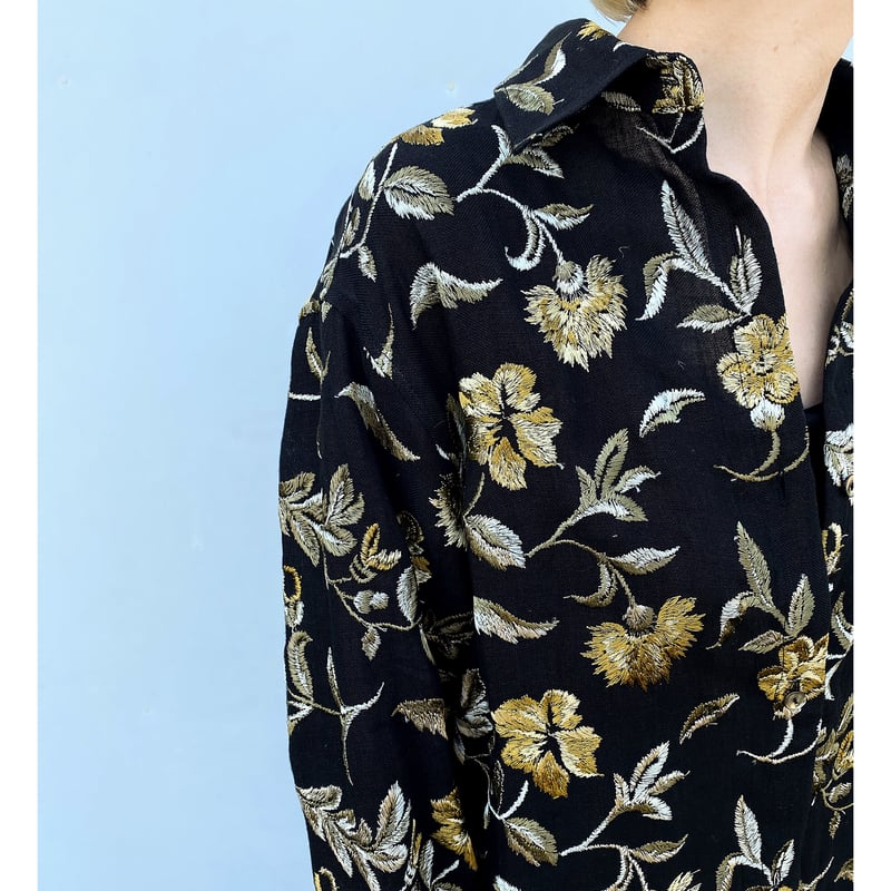 ERiKOKATORi「flower embroidery shirt」 | gouter l