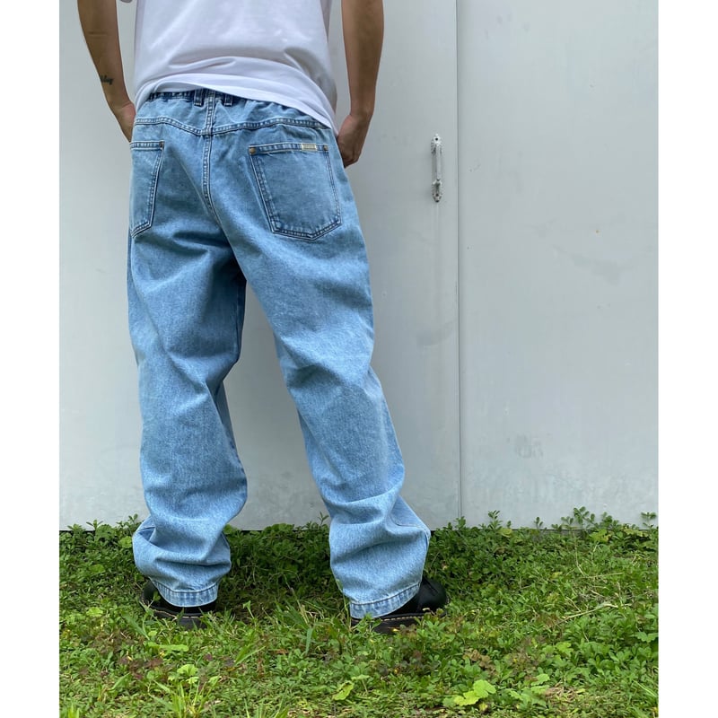 COMFORTABLE REASON「Fade Denim Slacks」i/wash. |