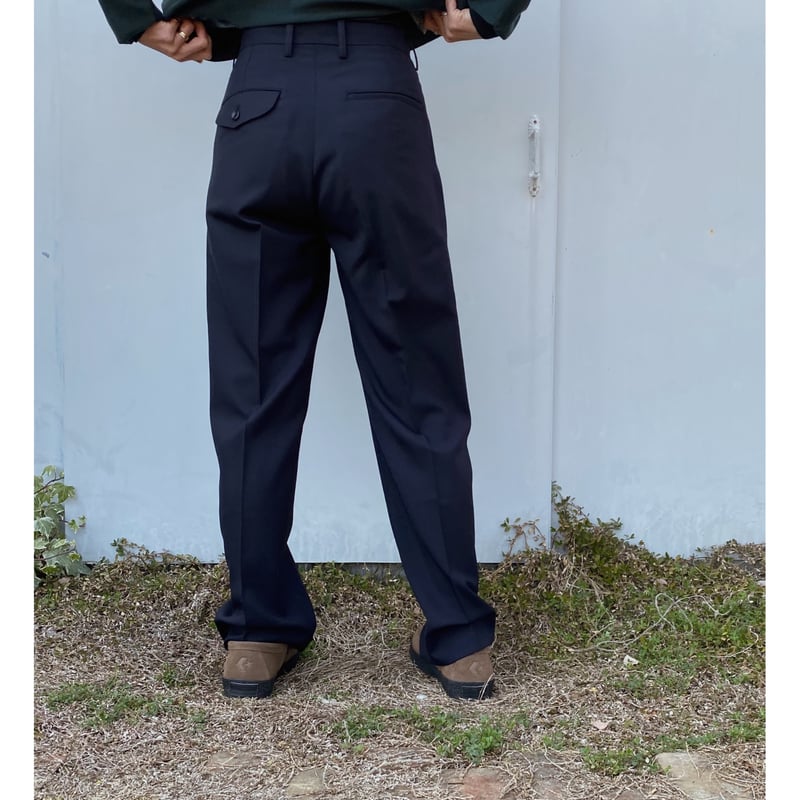 HOLIDAY「WOOL DRAWSTRINGS SLACKS」d/navy. | goute