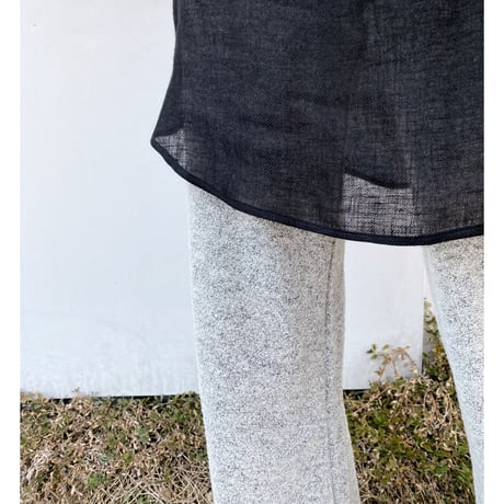ERiKOKATORi「linen gawze top」black.