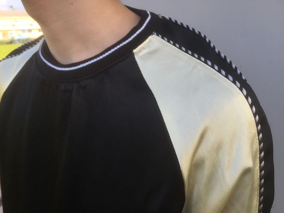 VOTE MAKE NEW CLOTHES SATIN SOUVENIOR L/S | go