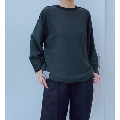 TAN.「REVERSIBLE PULL OVER」black/green.