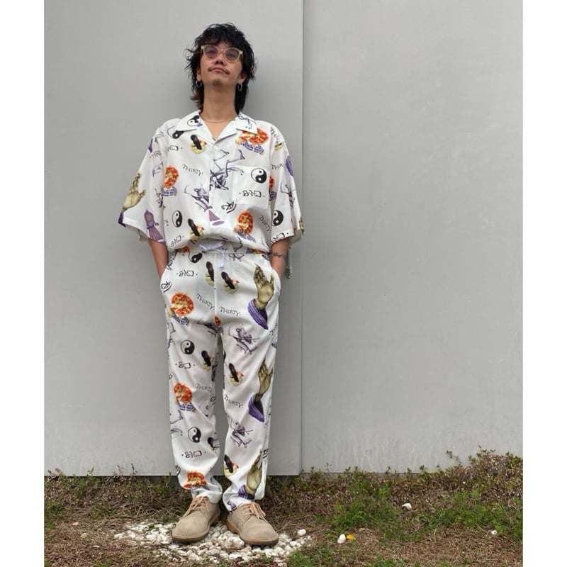 【フォロー割対象‼️】WEIRDO 極美品　★ ウィアード　アロハ　シャツ　スカル フォロー割対象‼️】WEIRDO 極美品 ☆ ウィアード アロハ シャツ