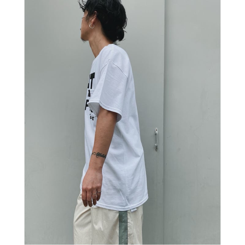 TENBOX 「SHIT HAPPENS TEE」 | gouter le cabinet