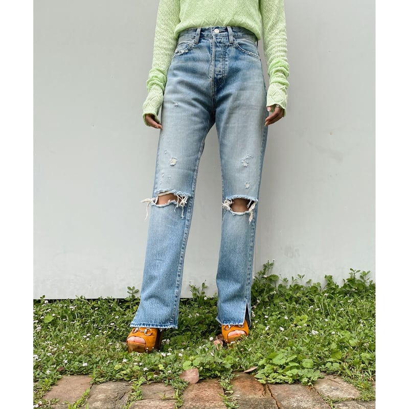 HOLIDAY「DAMAGE DENIM SLIM PANTS」 | gouter le ca HOLIDAY「DAMAGE DENIM SLIM PANTS」 | gouter le ca