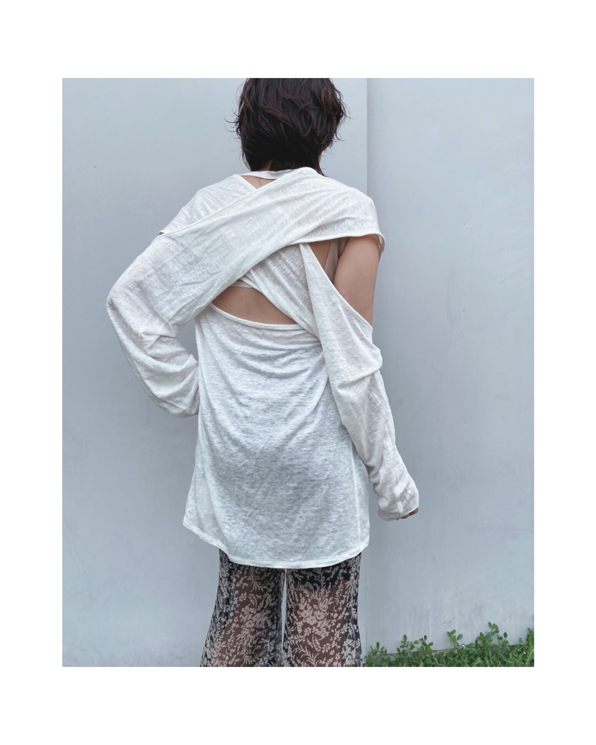 ERiKOKATORi「backless linen T-shirts」WHT. | gout...