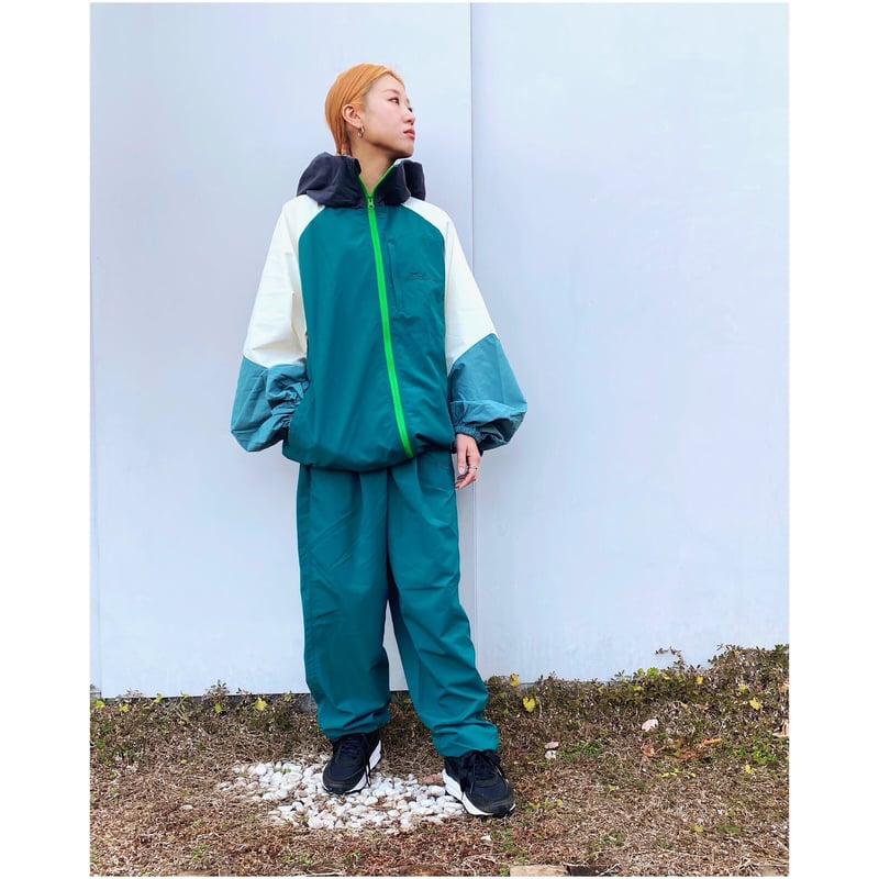 HOLIDAY「TRACK PANTS（Holiday）」green. | gouter le