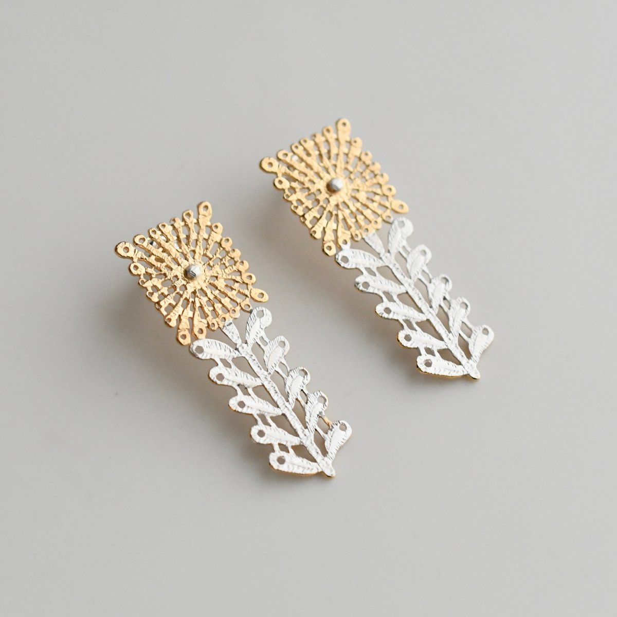 短期出品　吉田史　アクセサリー　片耳ピアス　スズラン　土日限定値下げ m74049190808_1.jpg?1654211838