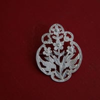 吉田史　OLD TO NEW　ブローチ　向かい合う鳥　silver