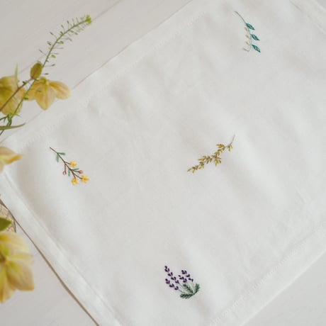 8/30 (日) 刺繍ワークショップ「ちひさき花文様」ご参加者様専用