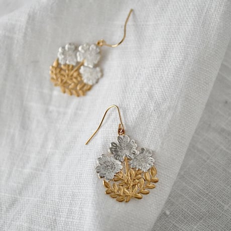 吉田史　OLD TO NEW　ピアス　小さなひみつの花園　コンビ　SV　YG