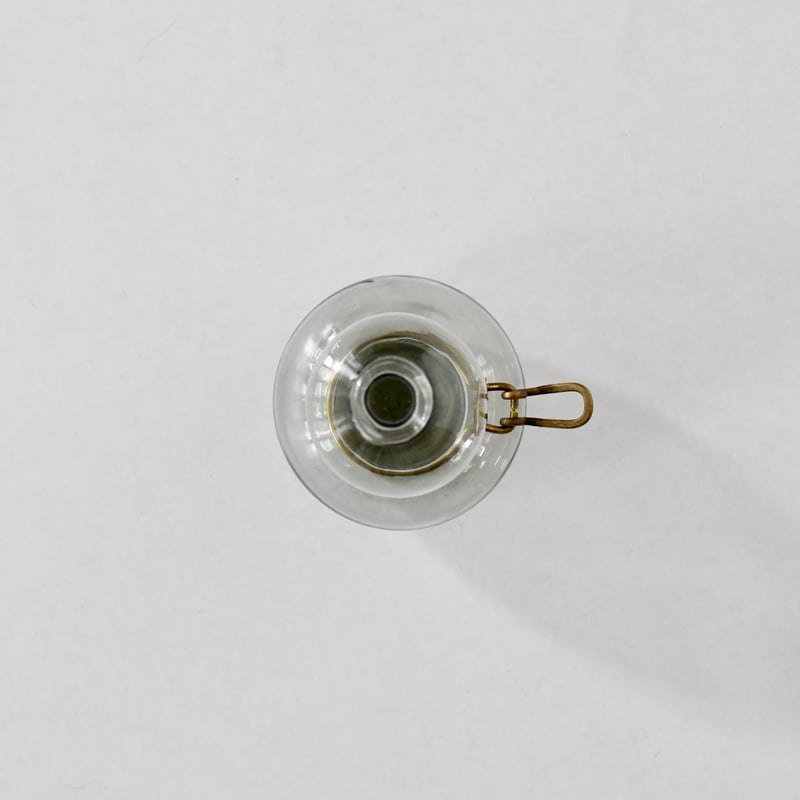 津田清和さん青コロ花入