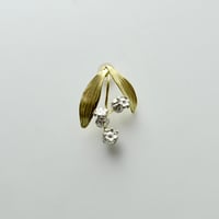吉田史　OLD TO NEW　ピアス　純銀すずらん　3輪　片耳