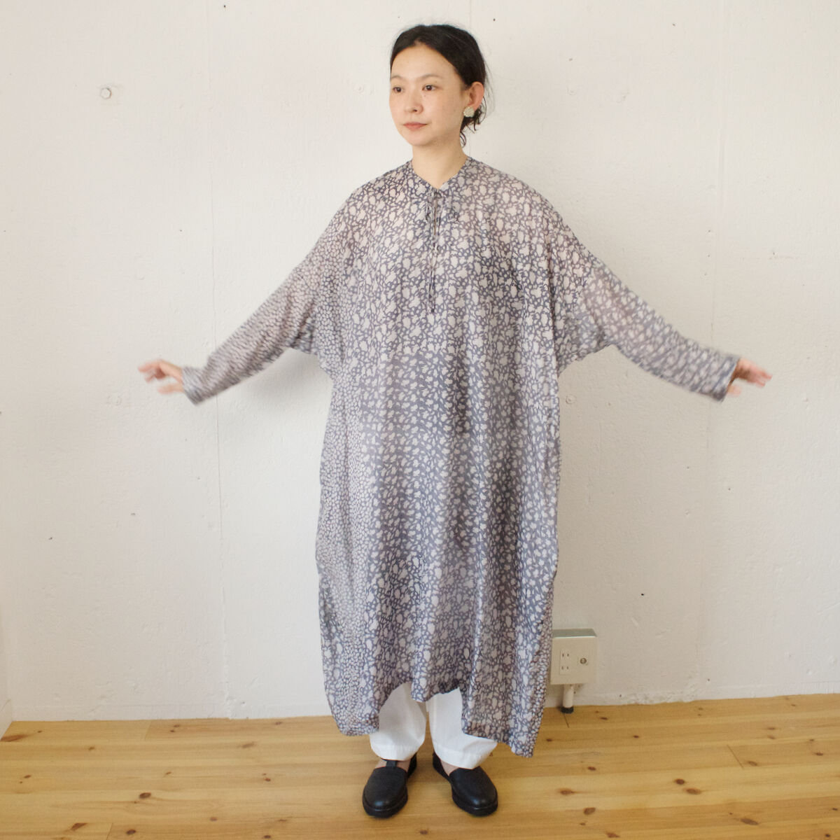 TOWAVASE：Sarasa Dress / Gray (トワヴァーズ） | Le Nid 